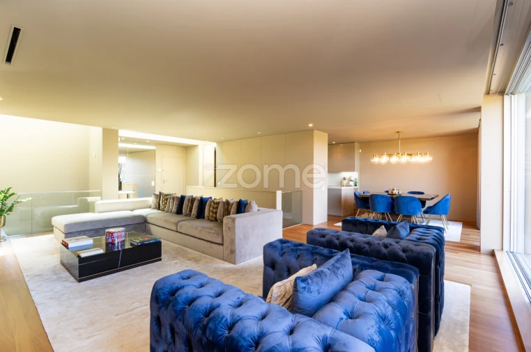 Moradia T4 para Venda em Água Longa