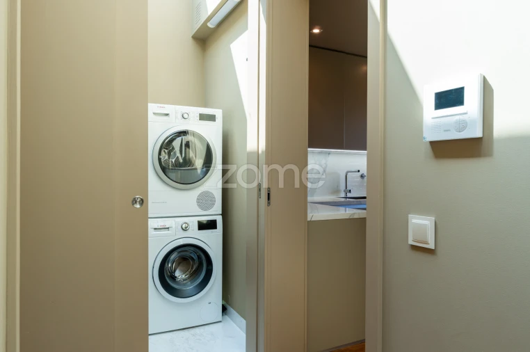 Moradia T4 para Venda em Água Longa Foto 16