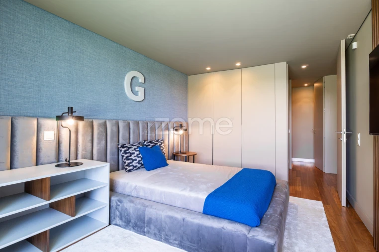 Moradia T4 para Venda em Água Longa Foto 27