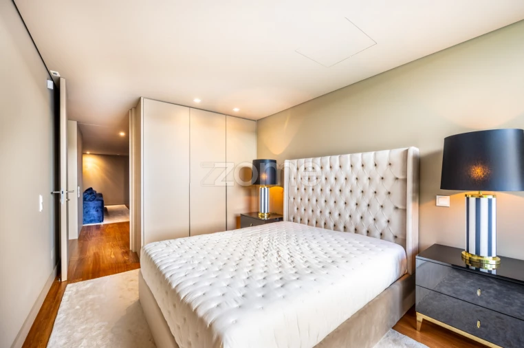 Moradia T4 para Venda em Água Longa Foto 24