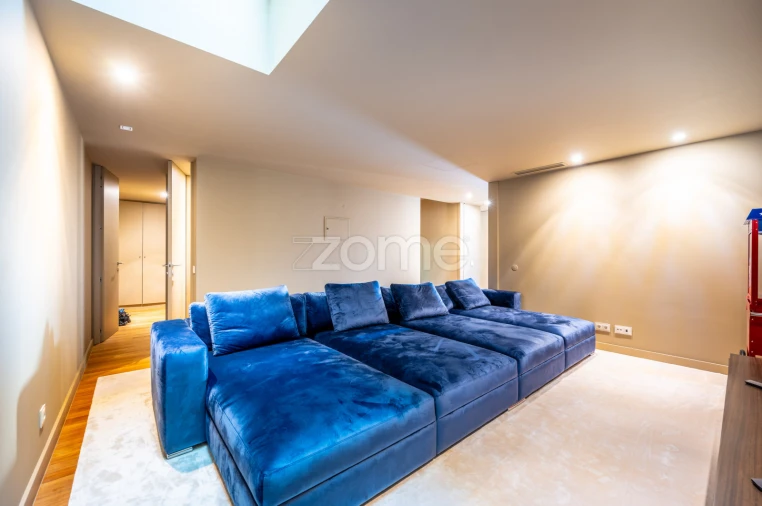 Moradia T4 para Venda em Água Longa Foto 20