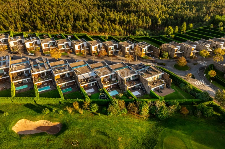 Moradia T4 para Venda em Água Longa Foto 2