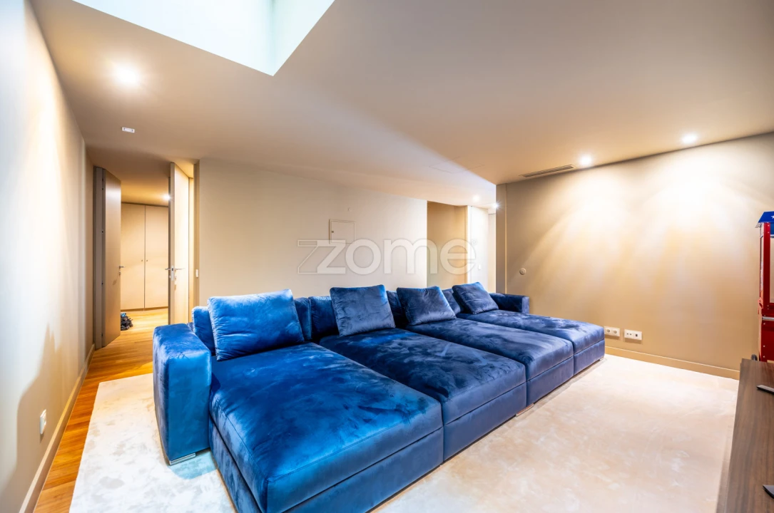 Moradia T4 para Venda em Água Longa Foto 20