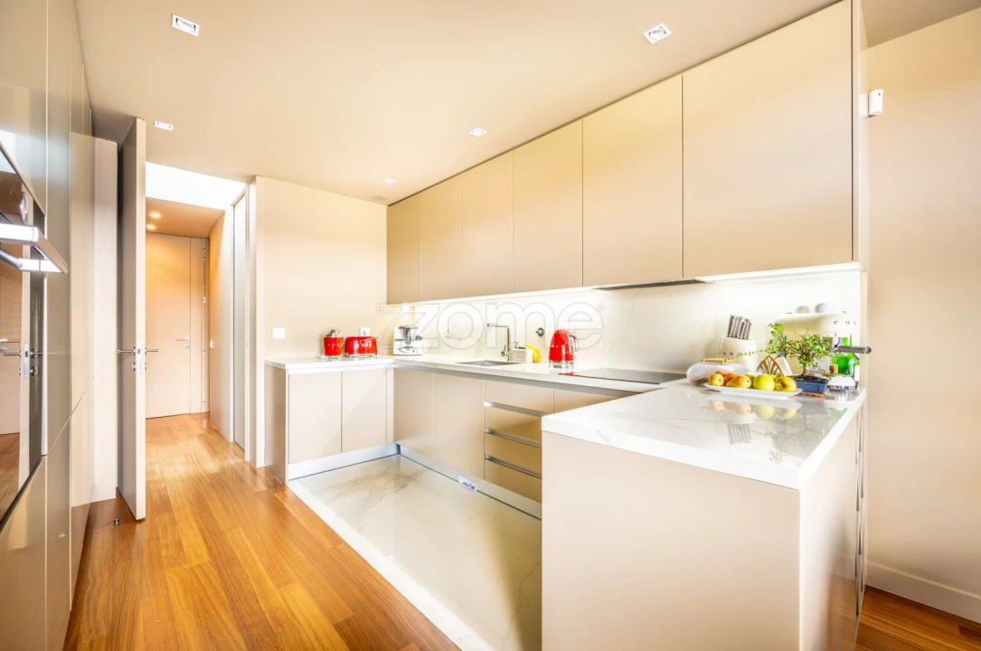 Moradia T4 para Venda em Água Longa Foto 14