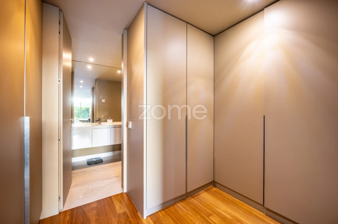 Moradia T4 para Venda em Água Longa Foto 29