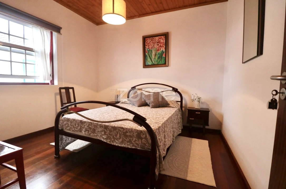 Moradia T5 para Venda em São Caetano Foto 10