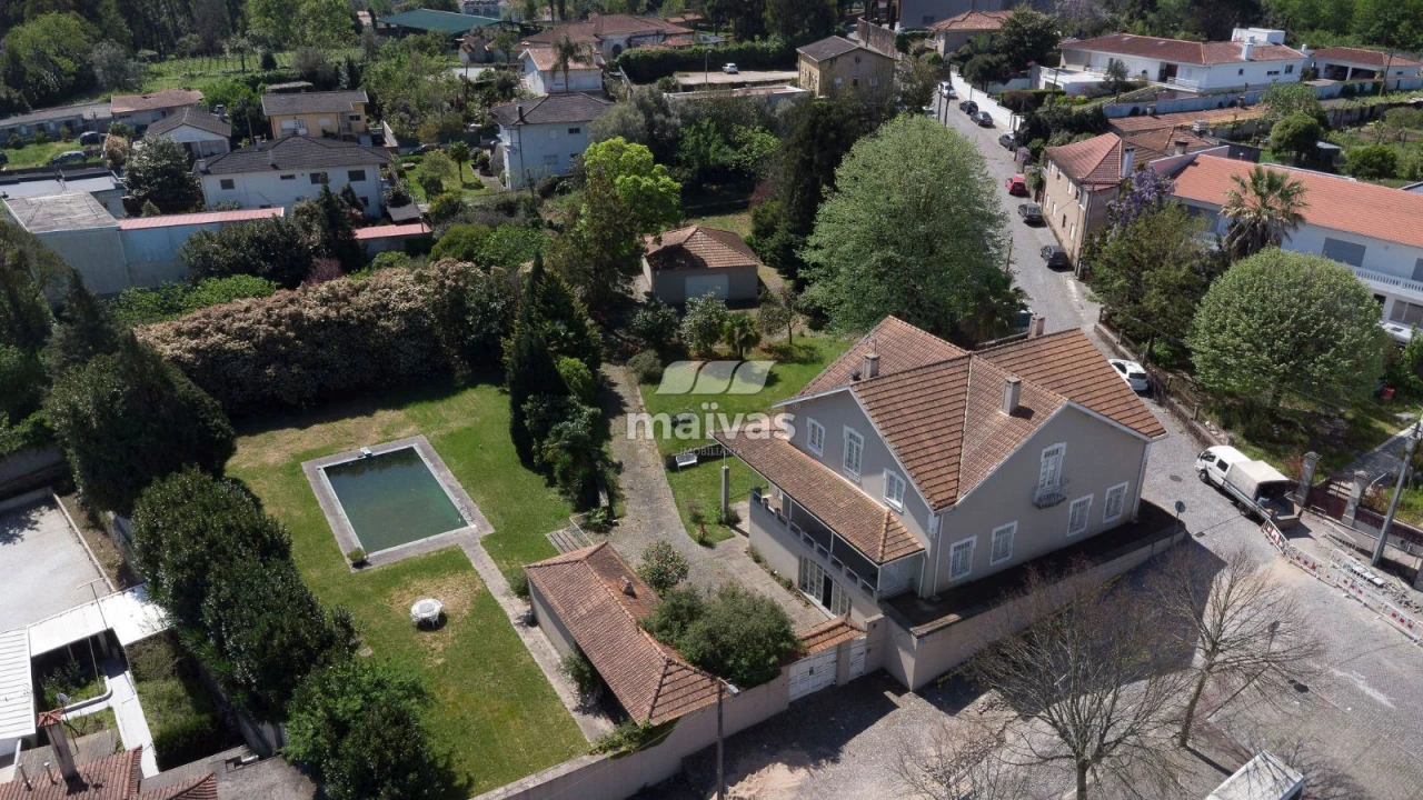 Moradia T6 para Venda em Oliveira (São Mateus) Foto 37