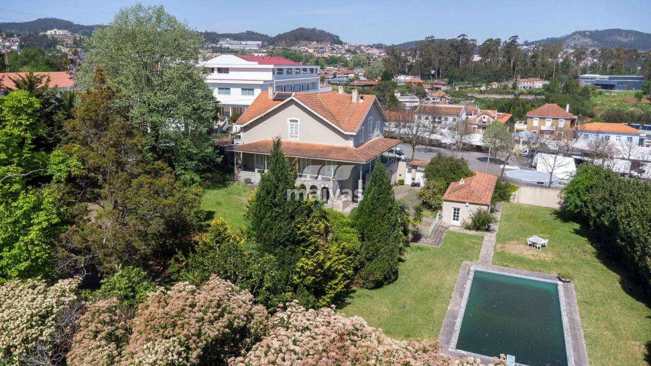 Moradia T6 para Venda em Oliveira (São Mateus) Foto 38