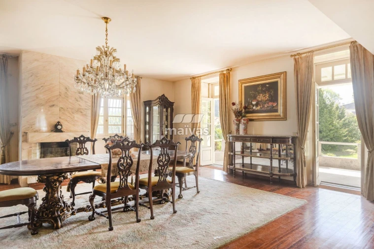 Moradia T6 para Venda em Oliveira (São Mateus) Foto 4