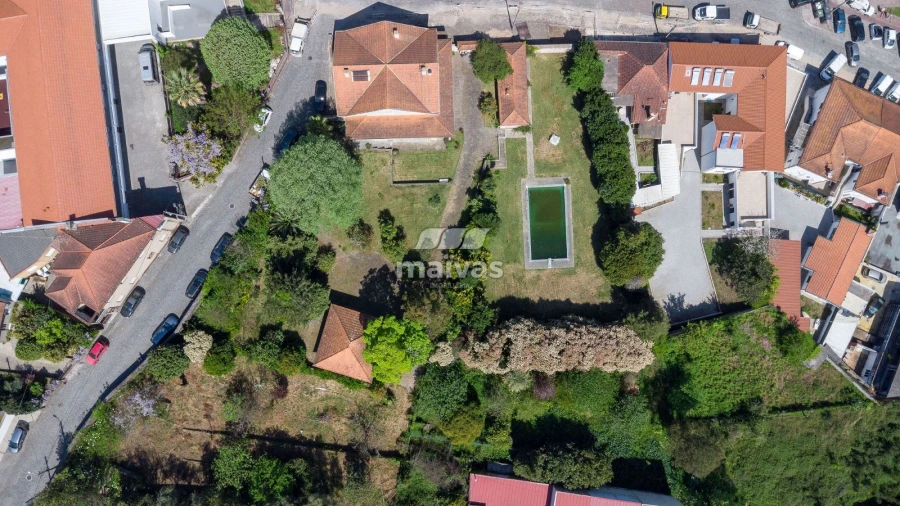 Moradia T6 para Venda em Oliveira (São Mateus) Foto 35