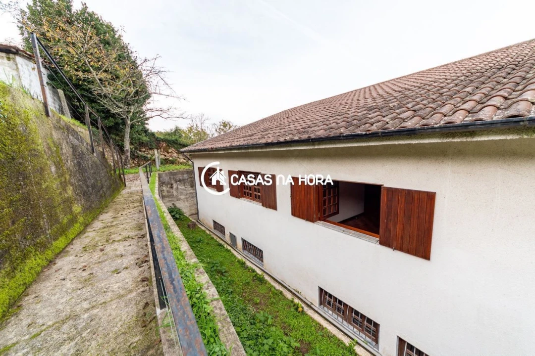 Quinta T3 para Venda em Roriz Foto 20