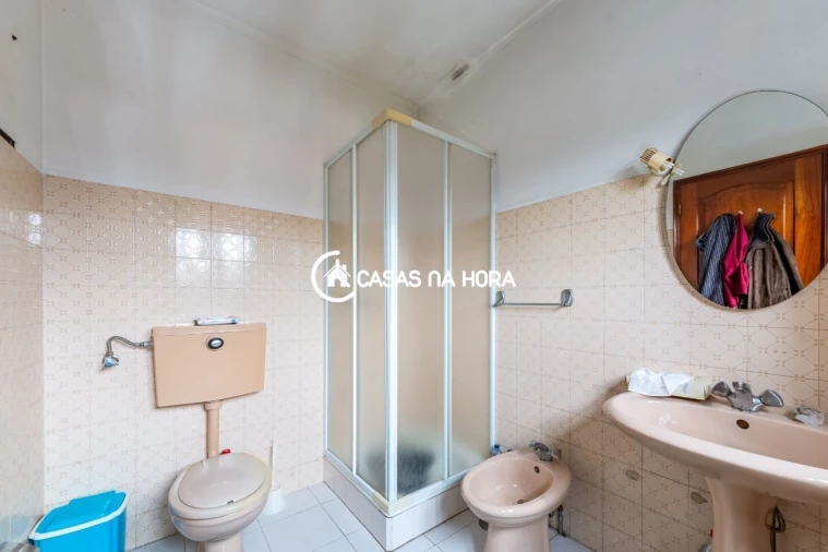 Quinta T3 para Venda em Roriz Foto 14