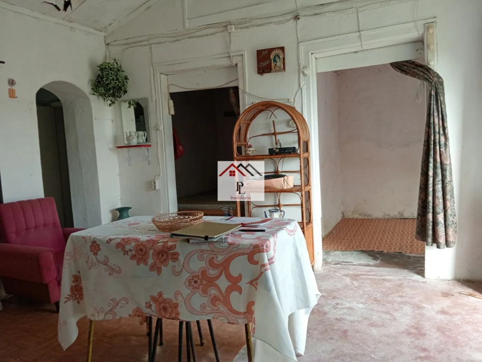 Moradia T1 para Venda em Arazede Foto 1