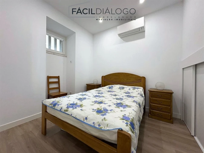 Apartamento T2 para Venda em Sesimbra (Santiago) Foto 9