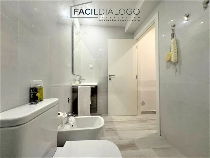 Apartamento T2 para Venda em Sesimbra (Santiago) Foto 18