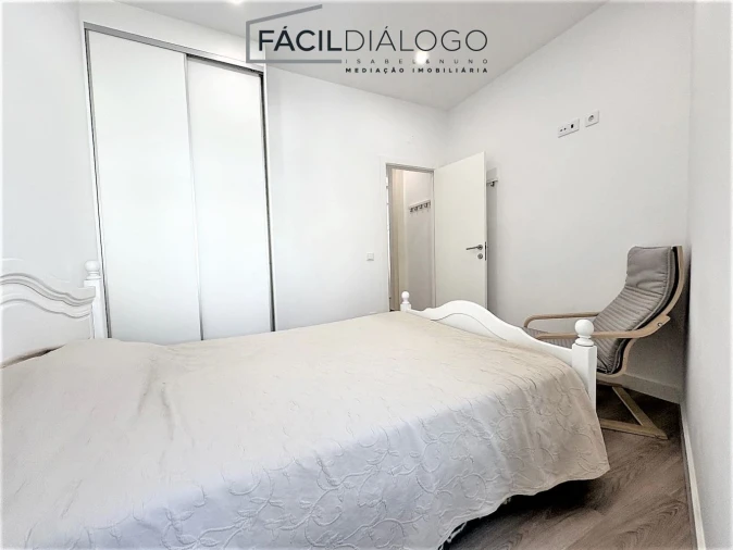 Apartamento T2 para Venda em Sesimbra (Santiago) Foto 11