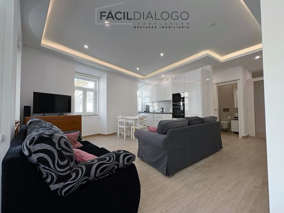 Apartamento T2 para Venda em Sesimbra (Santiago) Foto 1