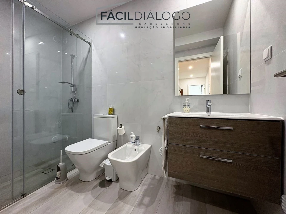 Apartamento T2 para Venda em Sesimbra (Santiago) Foto 17