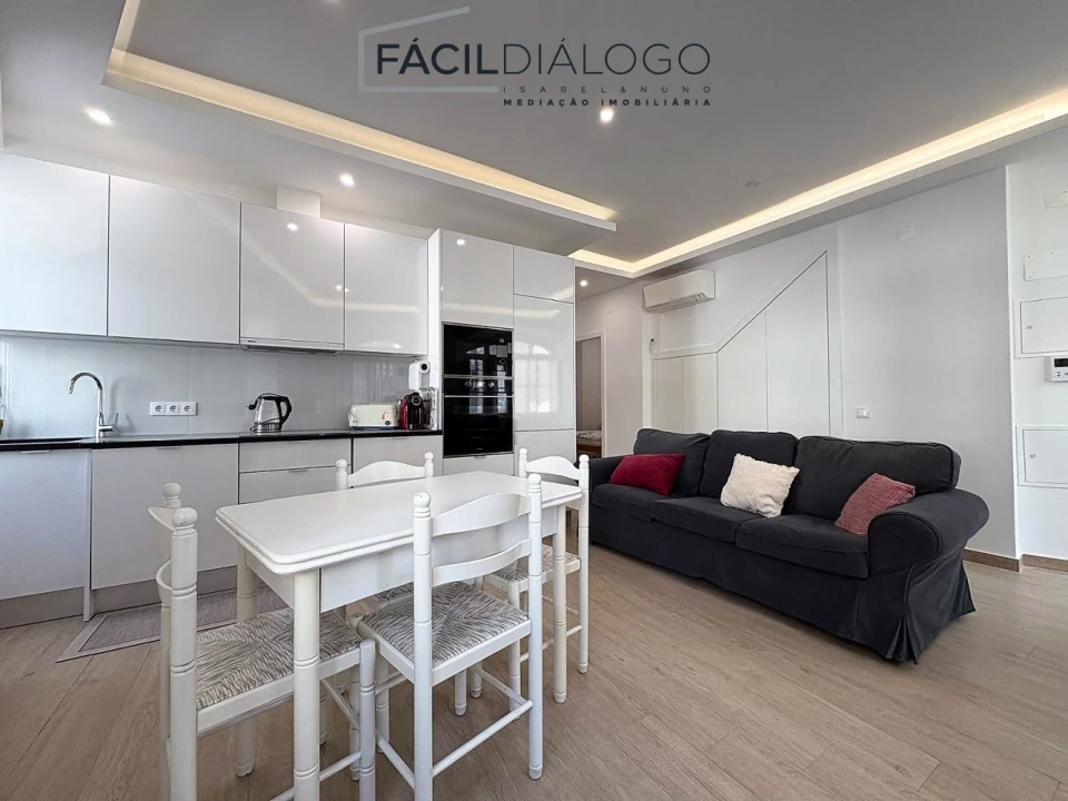 Apartamento T2 para Venda em Sesimbra (Santiago) Foto 3