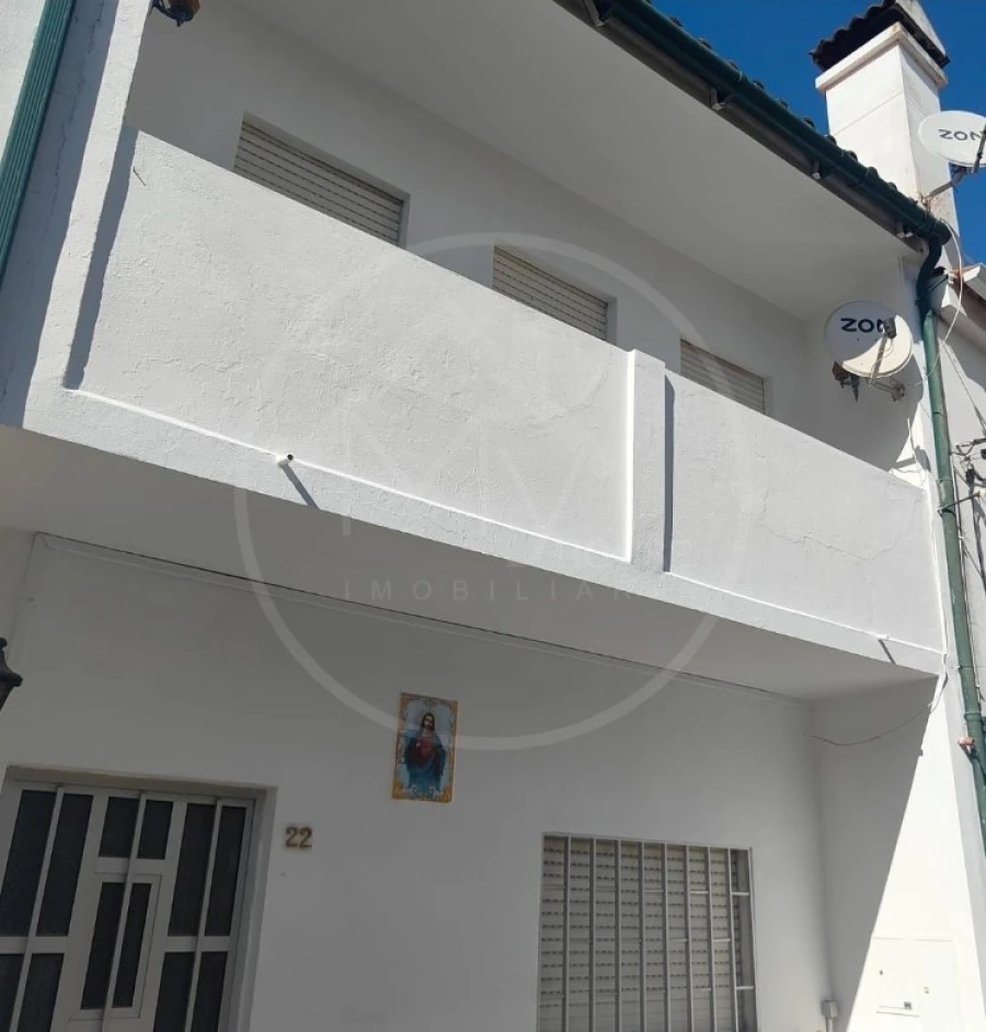 Moradia T3 para Venda em Alijo