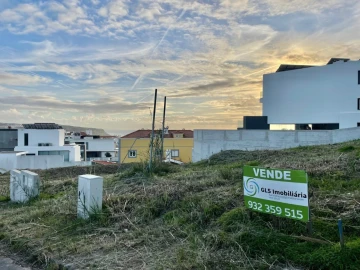 Terreno para Venda em Lourinhã e Atalaia