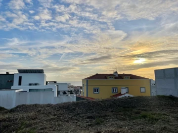 Terreno para Venda em Lourinhã e Atalaia