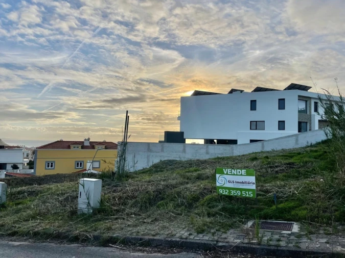 Terreno para Venda em Lourinhã e Atalaia Foto 2