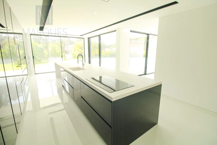 Moradia T6 para Venda em Charneca de Caparica e Sobreda Foto 8