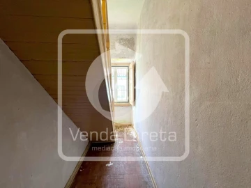 Moradia T7 para Venda em Aldeia do Mato e Souto