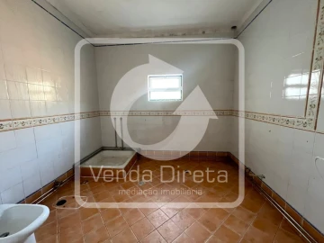 Moradia T7 para Venda em Aldeia do Mato e Souto