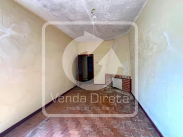 Moradia T7 para Venda em Aldeia do Mato e Souto