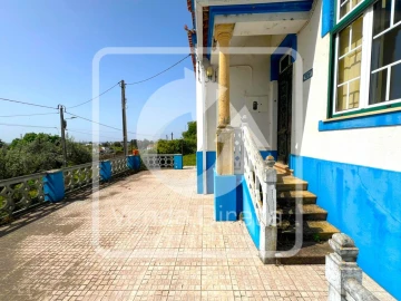 Moradia T7 para Venda em Aldeia do Mato e Souto