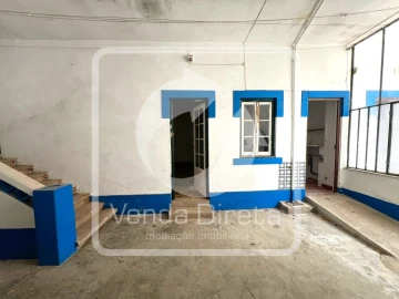 Moradia T7 para Venda em Aldeia do Mato e Souto