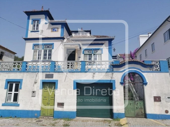 Moradia T7 para Venda em Aldeia do Mato e Souto Foto 1
