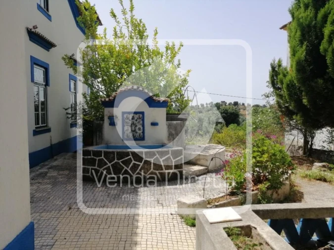 Moradia T7 para Venda em Aldeia do Mato e Souto Foto 2