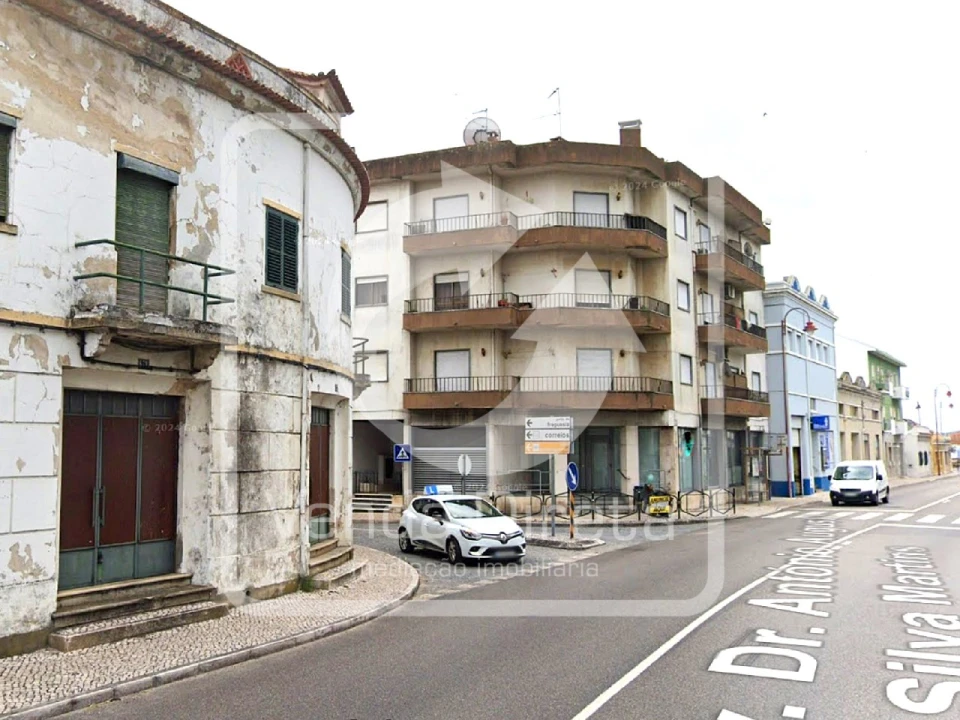 Loja para Venda em São Miguel do Rio Torto e Rossio Ao Sul do Tejo Foto 9