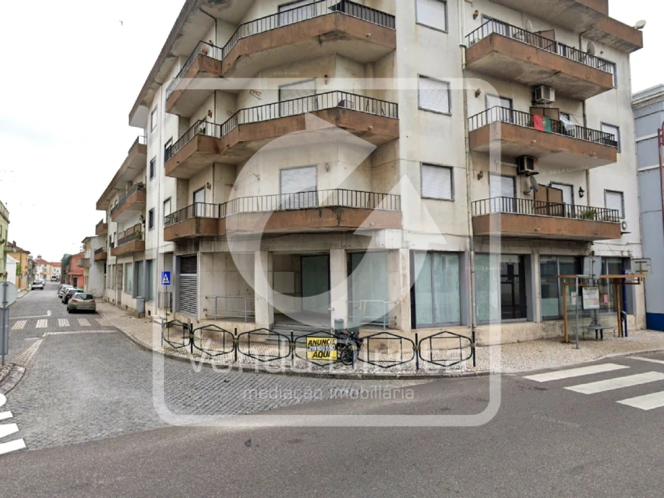 Loja para Venda em São Miguel do Rio Torto e Rossio Ao Sul do Tejo Foto 11
