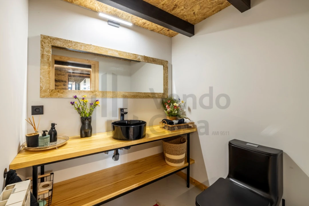 Quinta T4 para Arrendamento em Moure Foto 50