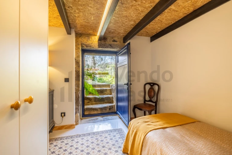 Quinta T4 para Arrendamento em Moure Foto 54