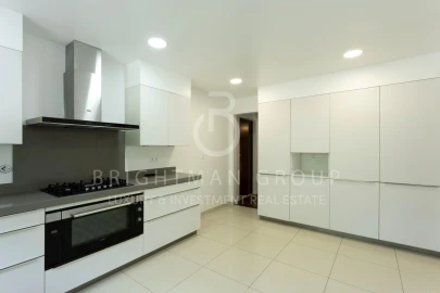 Moradia T4 para Venda em Alcabideche