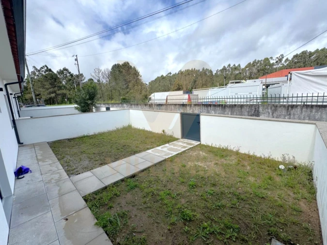 Moradia T3 para Venda em Fontão Foto 17