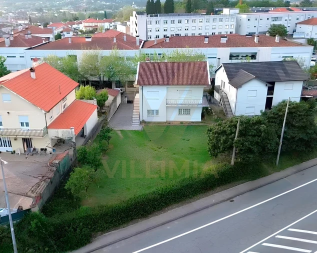 Moradia T4 para Venda em Arca e Ponte de Lima Foto 1