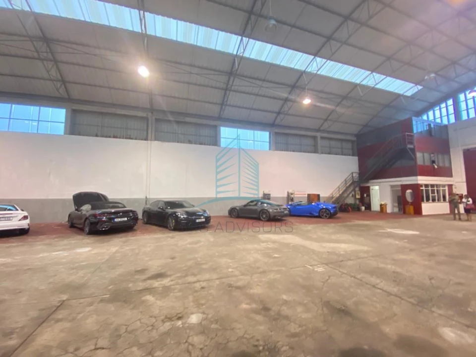 Armazém para Arrendamento em Matosinhos e Leça da Palmeira Foto 11