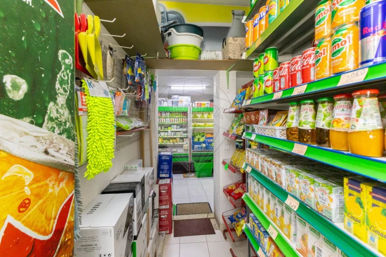 Negócio para Venda em Mindelo Foto 13