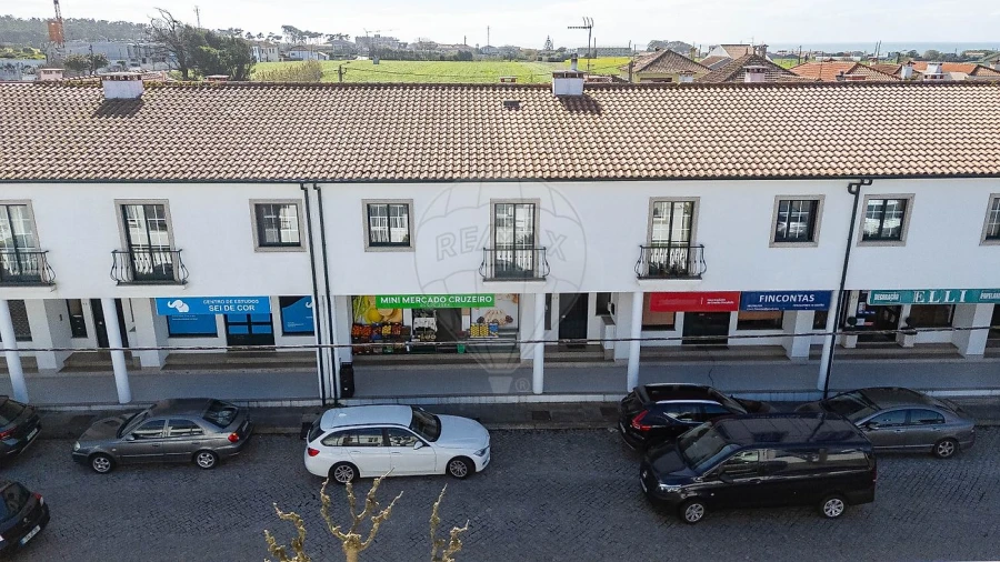 Negócio para Venda em Mindelo Foto 3