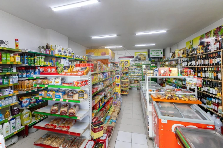 Negócio para Venda em Mindelo Foto 9