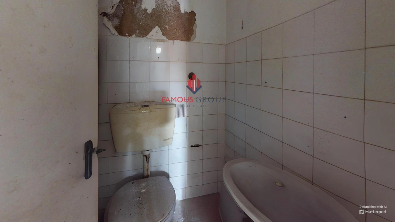 Prédio para Venda em Estômbar e Parchal Foto 16