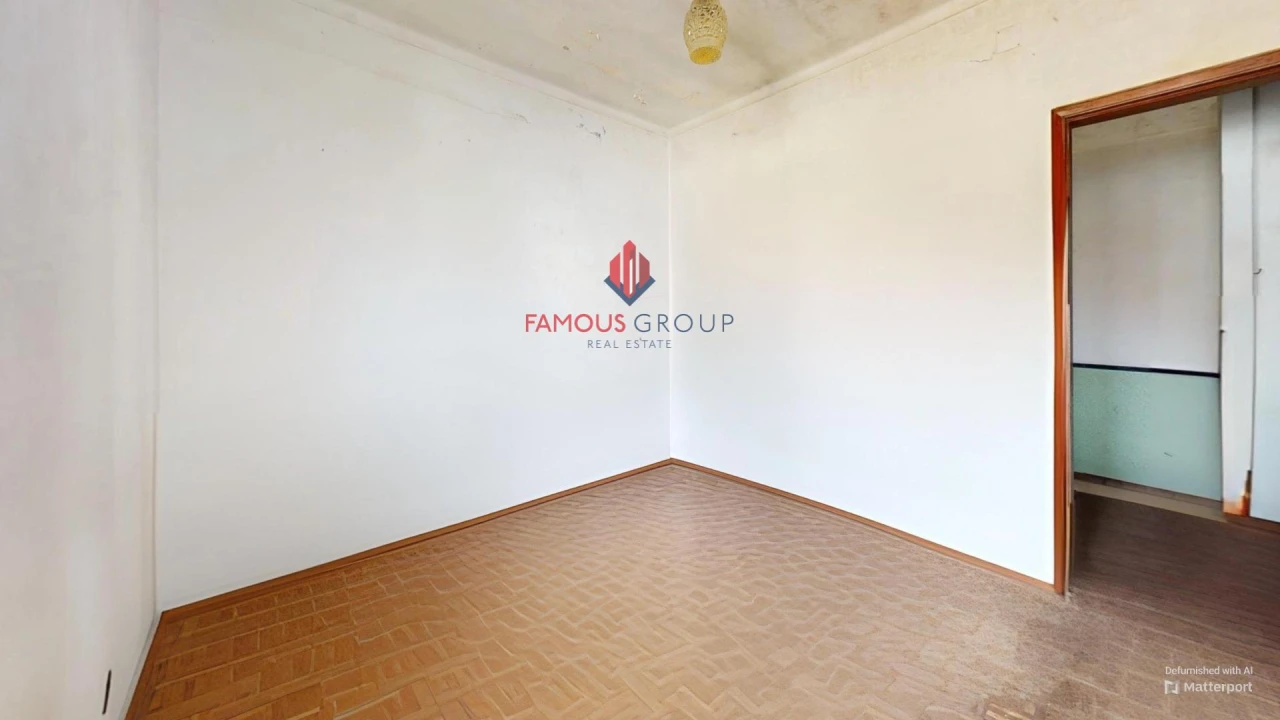 Prédio para Venda em Estômbar e Parchal Foto 30