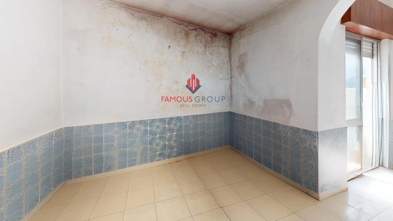 Prédio para Venda em Estômbar e Parchal Foto 38