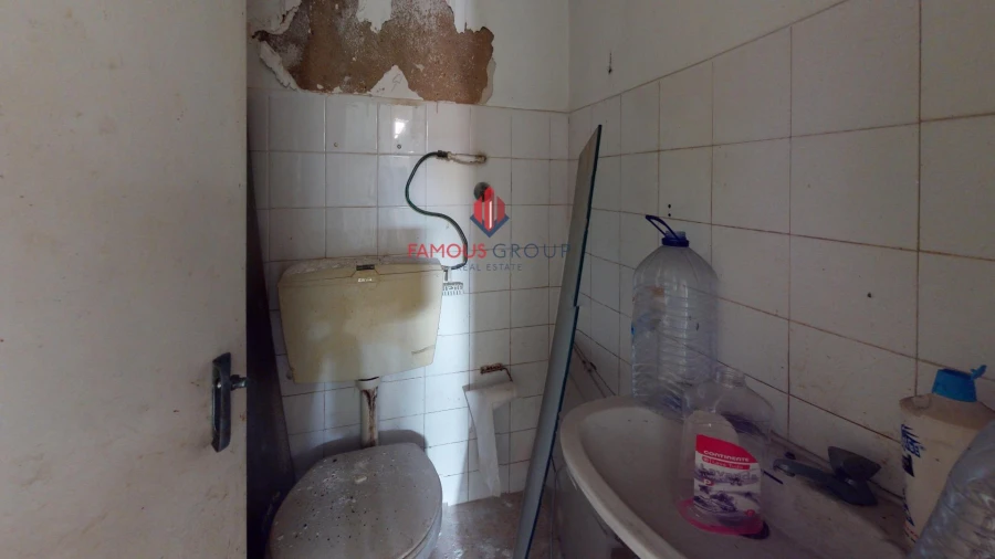 Prédio para Venda em Estômbar e Parchal Foto 10